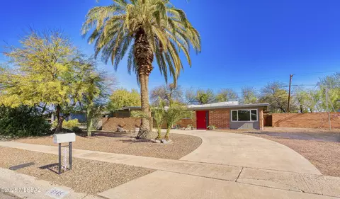6145 E Sunny Dr, Tucson, AZ 85712
