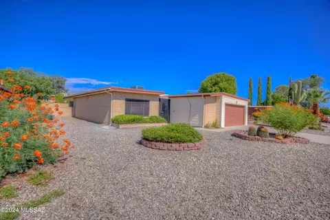 388 W Rio Altar, Green Valley, AZ 85614