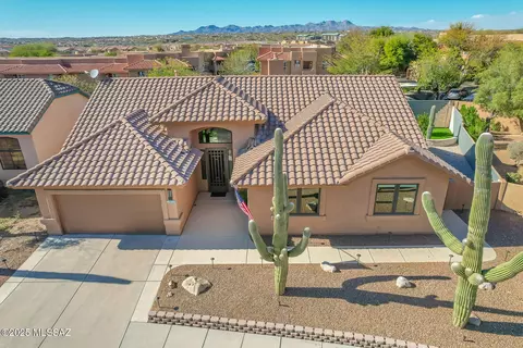 1441 E Sonoran Desert Dr, Tucson, AZ 85737