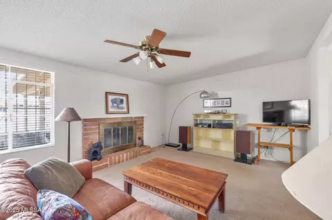 8421 Eli St, Tucson, AZ 85710 photo 14