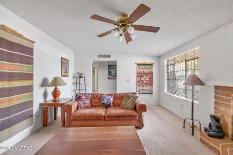 8421 Eli St, Tucson, AZ 85710 photo 17