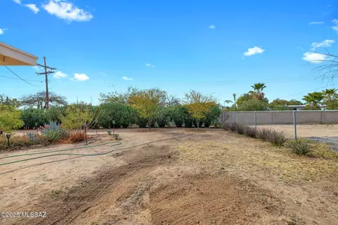 8421 Eli St, Tucson, AZ 85710 photo 46