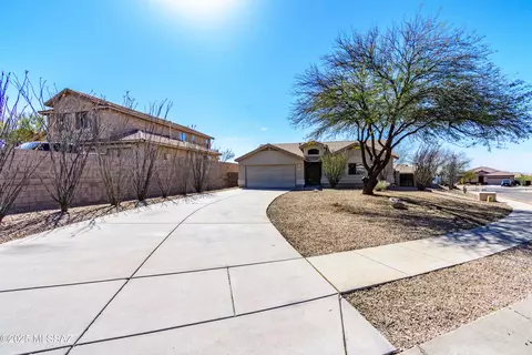 601 W Sulleys Pl, Vail, AZ 85641