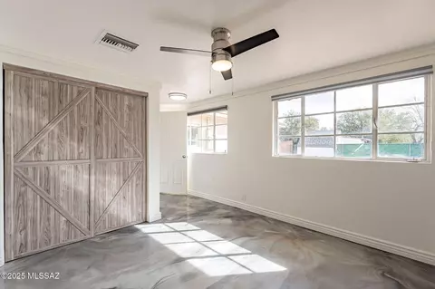 Bedroom - 4652 E 5th St, Tucson, AZ 85711 photo 1 of 5