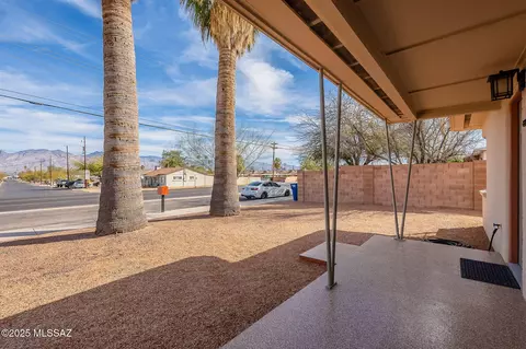 Exterior - 4652 E 5th St, Tucson, AZ 85711 photo 6 of 14