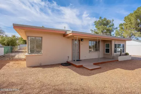 Exterior - 4652 E 5th St, Tucson, AZ 85711 photo 2 of 14