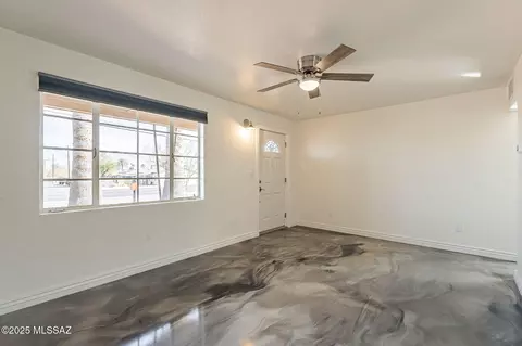 Living - 4652 E 5th St, Tucson, AZ 85711 photo 3 of 7