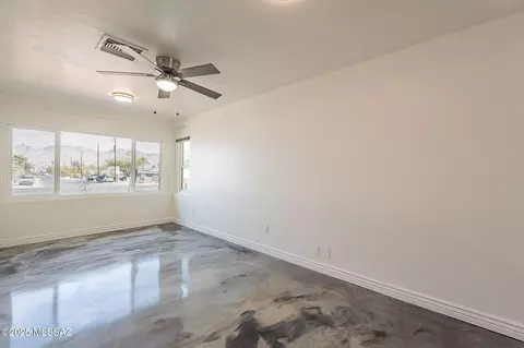 Living - 4652 E 5th St, Tucson, AZ 85711 photo 7 of 7