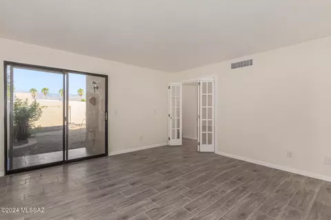 9873 E 2nd St, Tucson, AZ 85748 photo 22