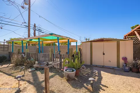 Exterior - 7148 E 29th St, Tucson, AZ 85710 photo 6 of 11