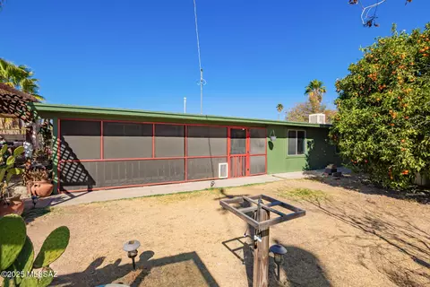 Exterior - 7148 E 29th St, Tucson, AZ 85710 photo 7 of 11