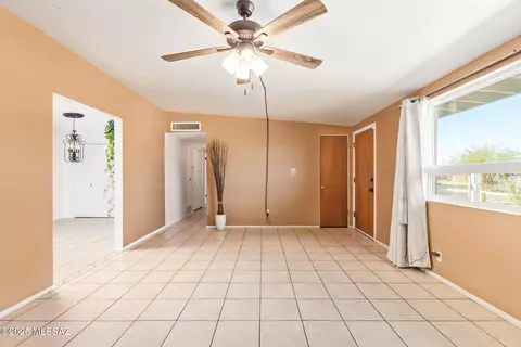 Living - 7148 E 29th St, Tucson, AZ 85710 photo 3 of 6