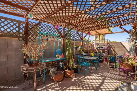 Exterior - 7148 E 29th St, Tucson, AZ 85710 photo 5 of 11