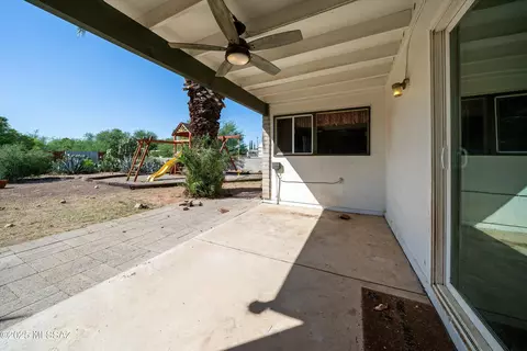 Exterior - 9050 E 9th St, Tucson, AZ 85710 photo 2 of 5