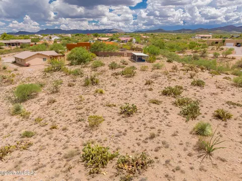 2642 E Maxine Pl, Vail, AZ 85641 photo 7