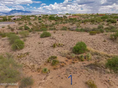 530 N Margo Dr, Vail, AZ 85641