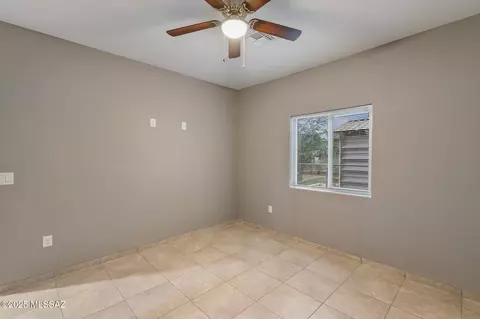 Bedroom - 108 W 30th St, Tucson, AZ 85713 photo 1 of 2