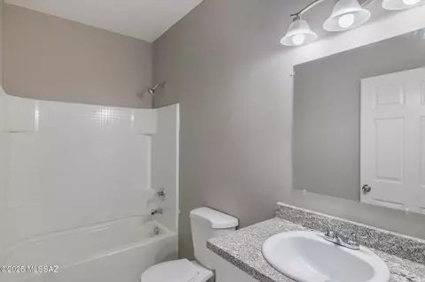 Bath - 108 W 30th St, Tucson, AZ 85713 photo 1 of 2