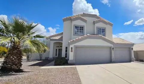 7590 N Thornwood Rd, Tucson, AZ 85741