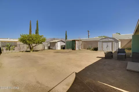 Exterior - 361 E Glenn St, Tucson, AZ 85705 photo 2 of 8