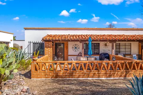 329 S Paseo Sarta #A, Green Valley, AZ 85614