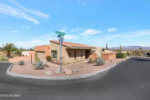 1251 W Calle Serrano, Green Valley, AZ 85622