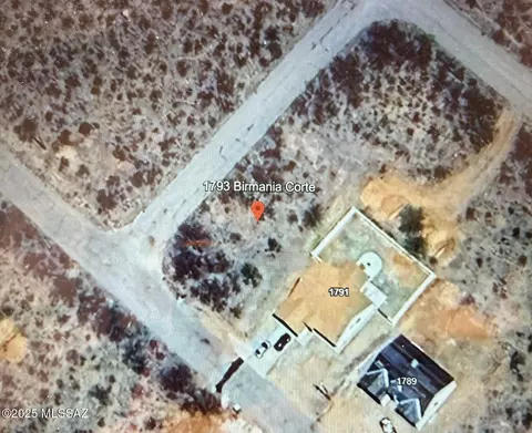 1793 Birmania Corte, Rio Rico, AZ 85648