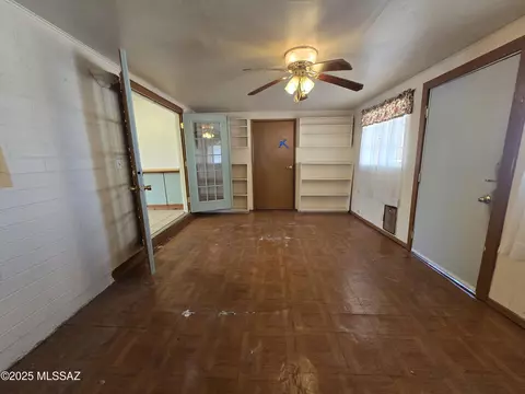 Living - 248 N Scott Ave, Benson, AZ 85602 photo 4 of 5