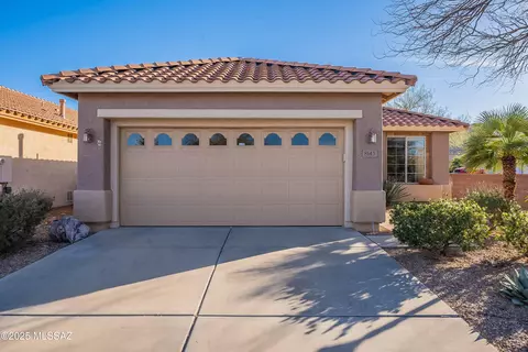 8143 W Cottonwood Wash Way, Tucson, AZ 85743