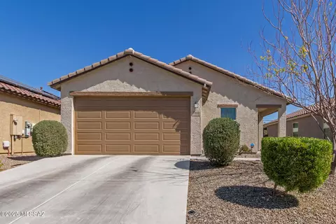 7980 N Scholes Ave, Tucson, AZ 85741
