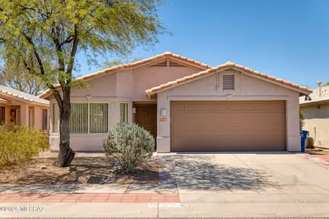 9268 E Corte Arroyo Antiguo, Tucson, AZ 85710