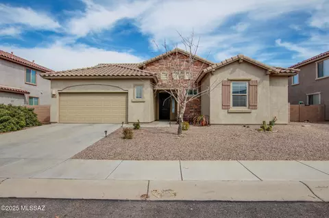 14290 N Arrowpoint Ash Ave, Marana, AZ 85658