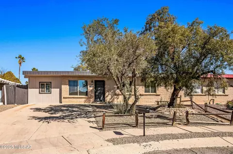 3633 S Montreal Pl, Tucson, AZ 85730
