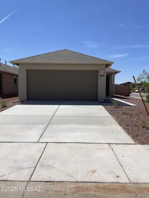22019 E Virga Ave, Red Rock, AZ 85145