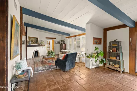 Living - 1625 E Mitchell St, Tucson, AZ 85719 photo 1 of 3