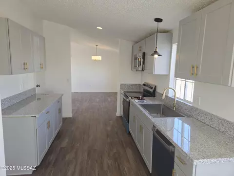 9280 S Rincon Mesa Dr, Vail, AZ 85641 photo 5