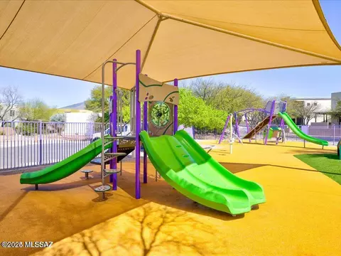 View/Area - 10590 E Maldonado Pl, Tucson, AZ 85747 photo 4 of 6