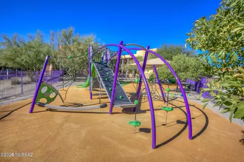 View/Area - 10590 E Maldonado Pl, Tucson, AZ 85747 photo 3 of 6
