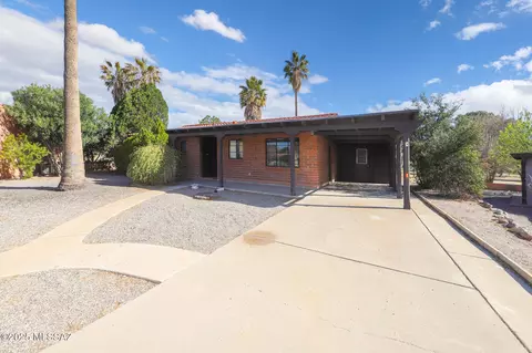 123 E Los Arcos, Green Valley, AZ 85614