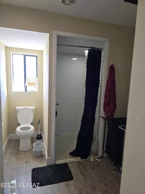 Bath - 3398 N Keeling Ln, Willcox, AZ 85643 photo 4 of 5