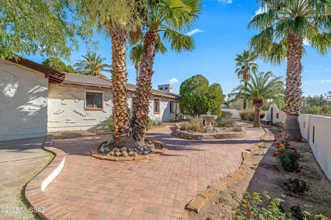 300 N Sierra Vista Dr, Tucson, AZ 85719