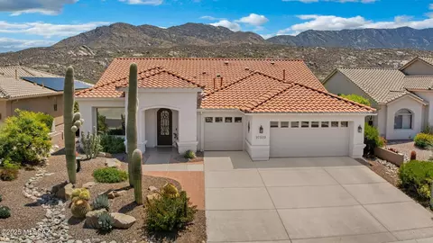 37533 S Ocotillo Canyon Dr, Tucson, AZ 85739