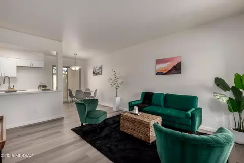 Living - 2736 S Oakenshield Way, Tucson, AZ 85730 photo 1 of 4
