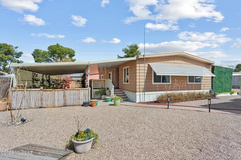 2462 W Kessler Pl, Tucson, AZ 85705