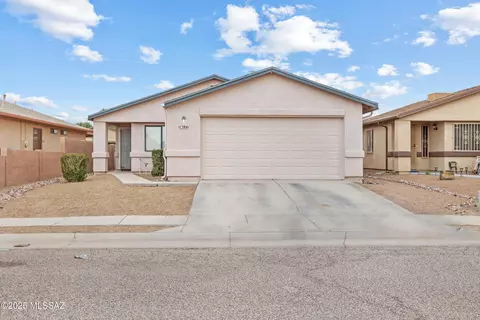 1586 W Denning Ct, Tucson, AZ 85746