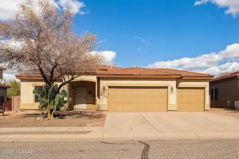 13515 E Diablo Creek Dr, Vail, AZ 85641