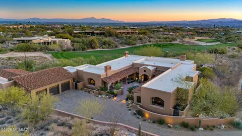 5900 N Camino Preciado, Tucson, AZ 85718