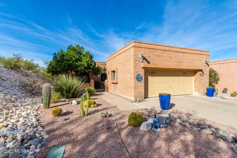 1944 W Careybrook Ln, Tucson, AZ 85704