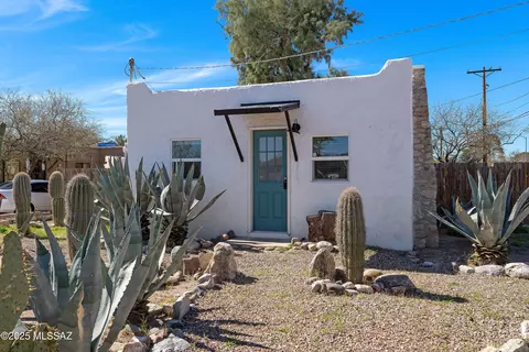 3067 N Winstel Blvd, Tucson, AZ 85716