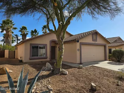 5493 White Dove Rd, Marana, AZ 85658
